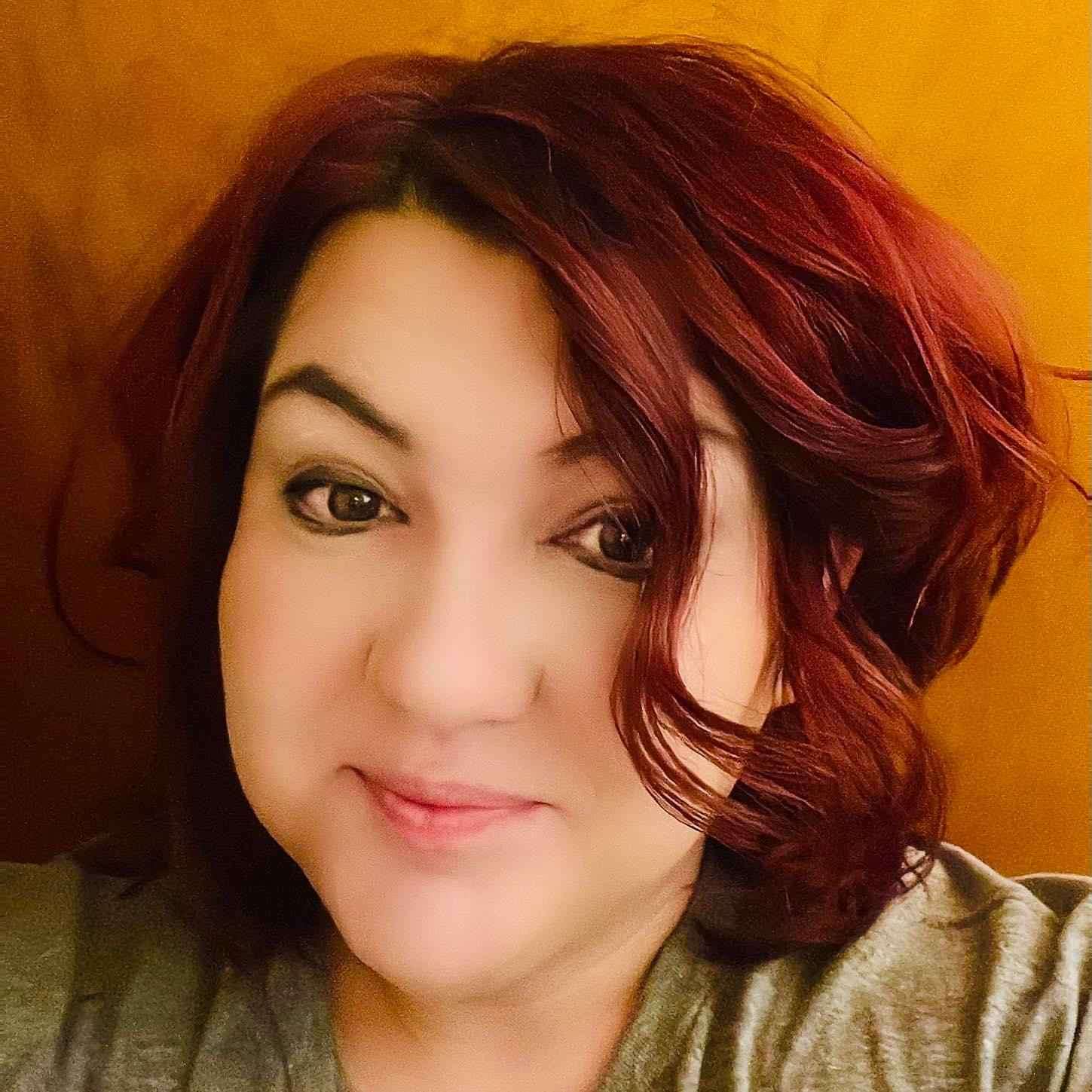 Mrs. Ginger,teaching online interactive classes for kids on Allschool