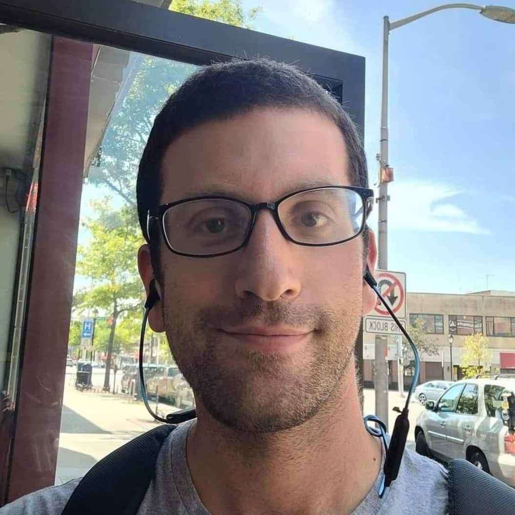 Joe,teaching online interactive classes for kids on Allschool