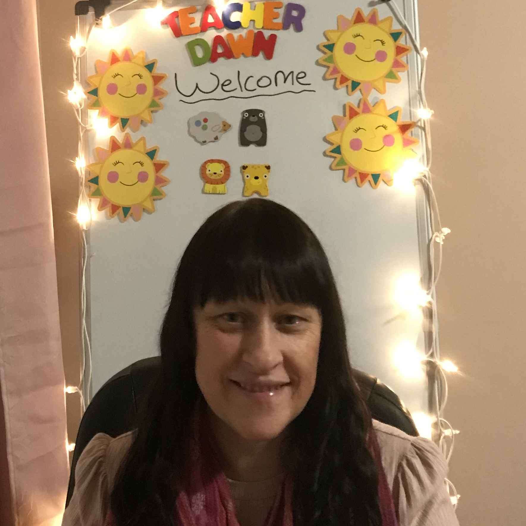 esl-teacher-dawn-teaching-online-interactive-classes-for-kids-on