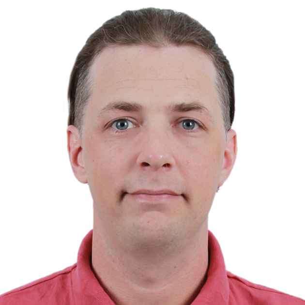 Daniel Tremblay,teaching online interactive classes for kids on