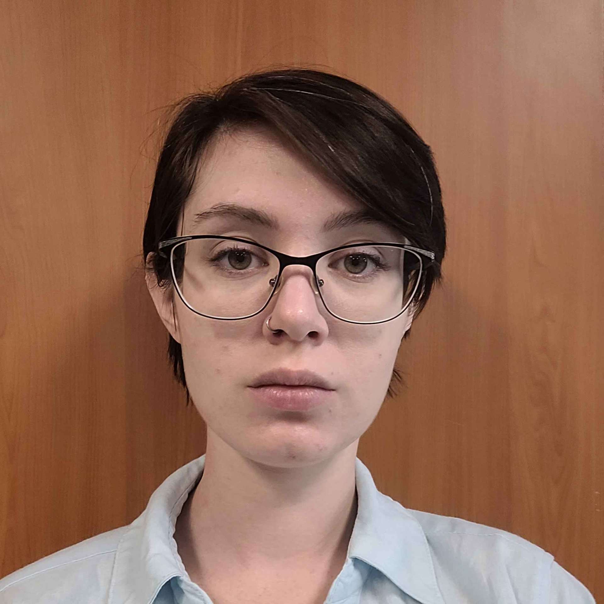 Hailey Thrasher,teaching online interactive classes for kids on